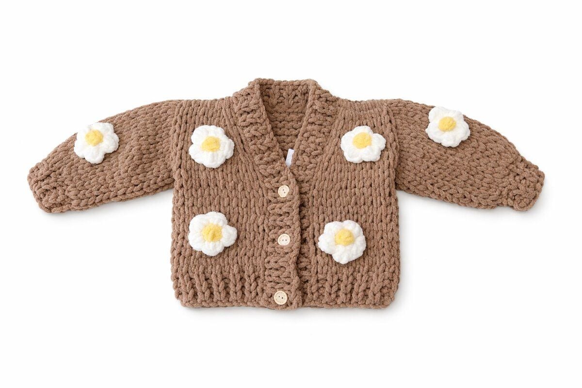 В'язаний кардиган з квітами Коричневий - Український виробник 104(р)