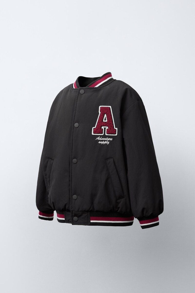 БОМБЕР З ПІДКЛАДКОЮ ЗІ ШТУЧНОЇ ОВЧИНИ ТА НАШИВКОЮ Чорний ZARA Іспанія 104 см(р)