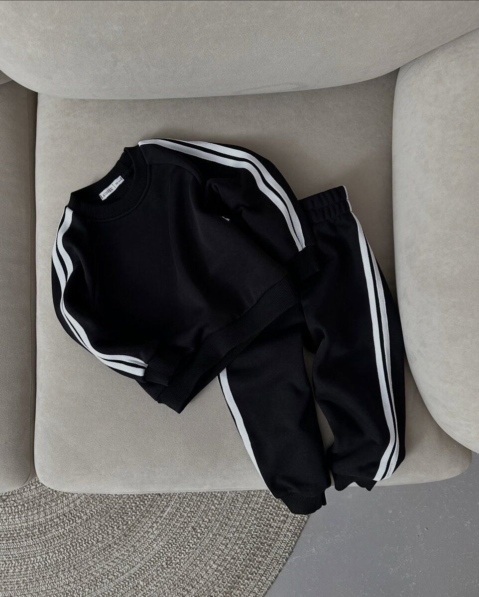 Костюм "Лампаси" тринитка Чорний Avinel Україна 110 см(р)