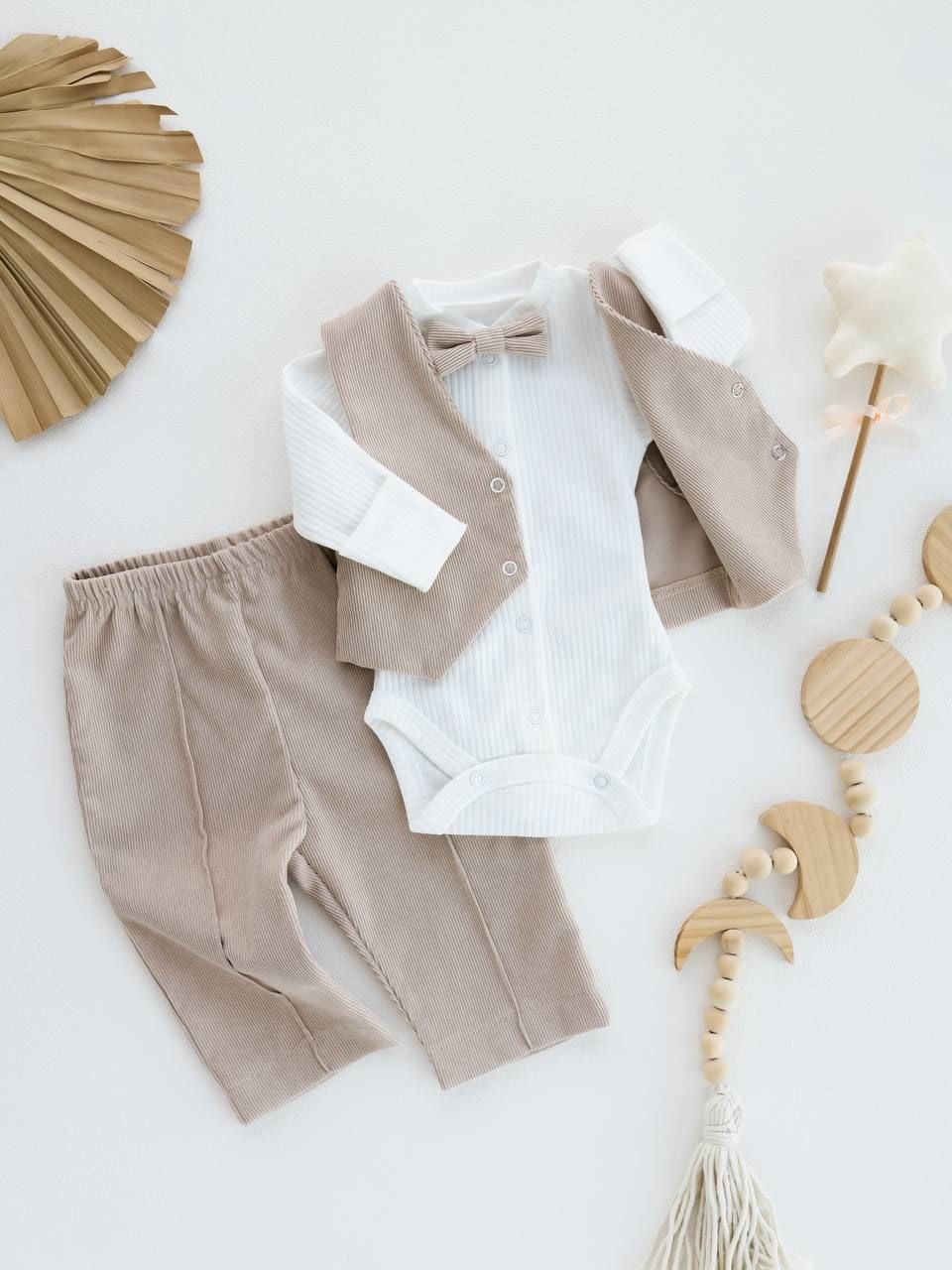 Костюм трійка, боді + жилетка та штани Бежевий - Український виробник 56 см(р)
