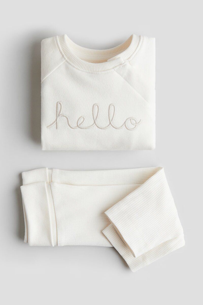 Костюм кофта та штани в рубчик Hello Молочний H&M